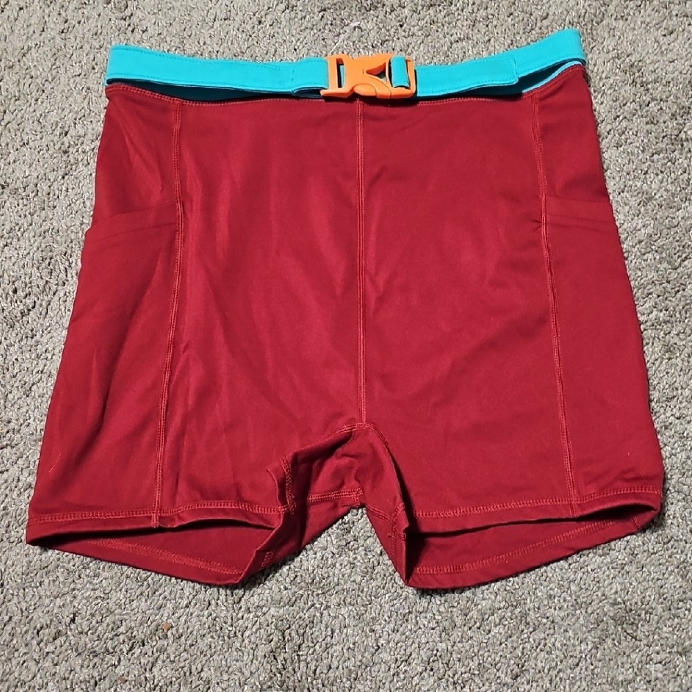 Womens Size L Fabletics High-Waisted Motion365 Hike Short 3''